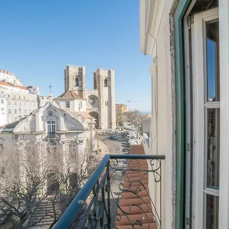 Superb Flat Cathedral & River View *